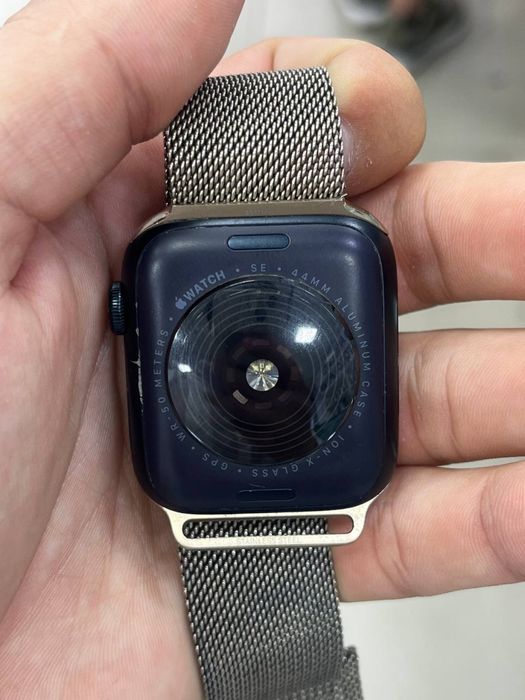 iwatch SE 2 black 32GB