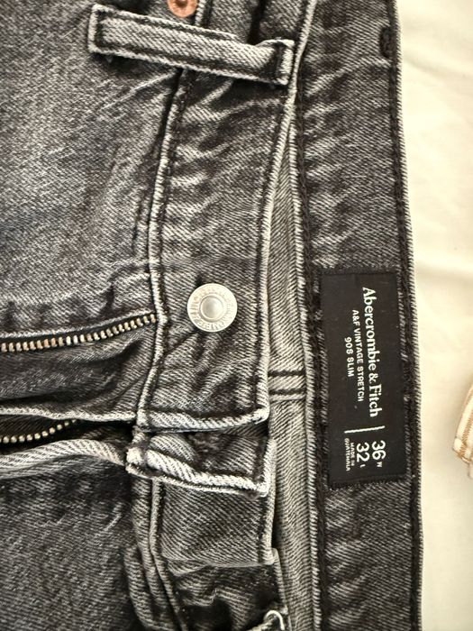 Мъжки дънки Abercrombie & Fitch