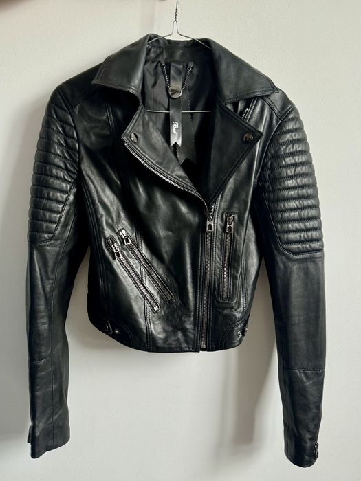 Vand geaca de piele bej si negru, masura S