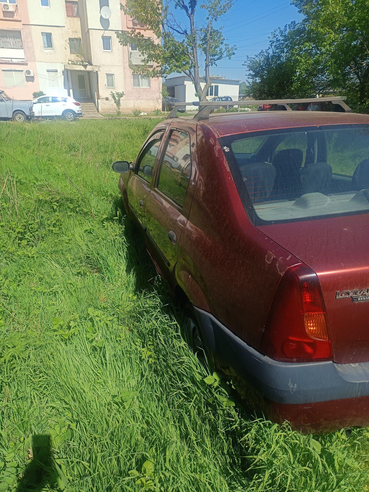 Dezmembrez Dacia Logan 1.5 diesel