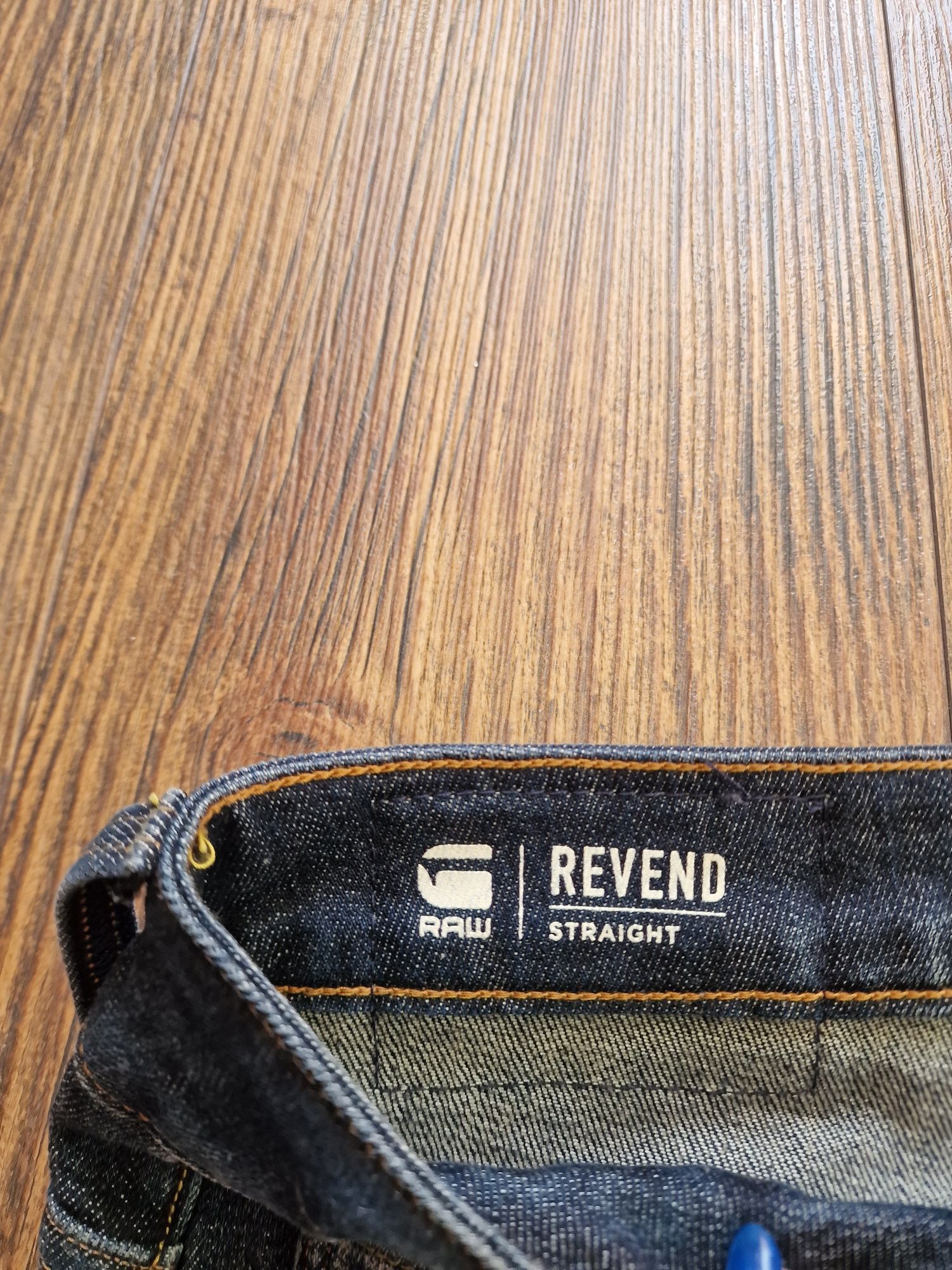 Страхотни мъжки дънки G STAR RAW размер 38
З8ми, без забележки като но