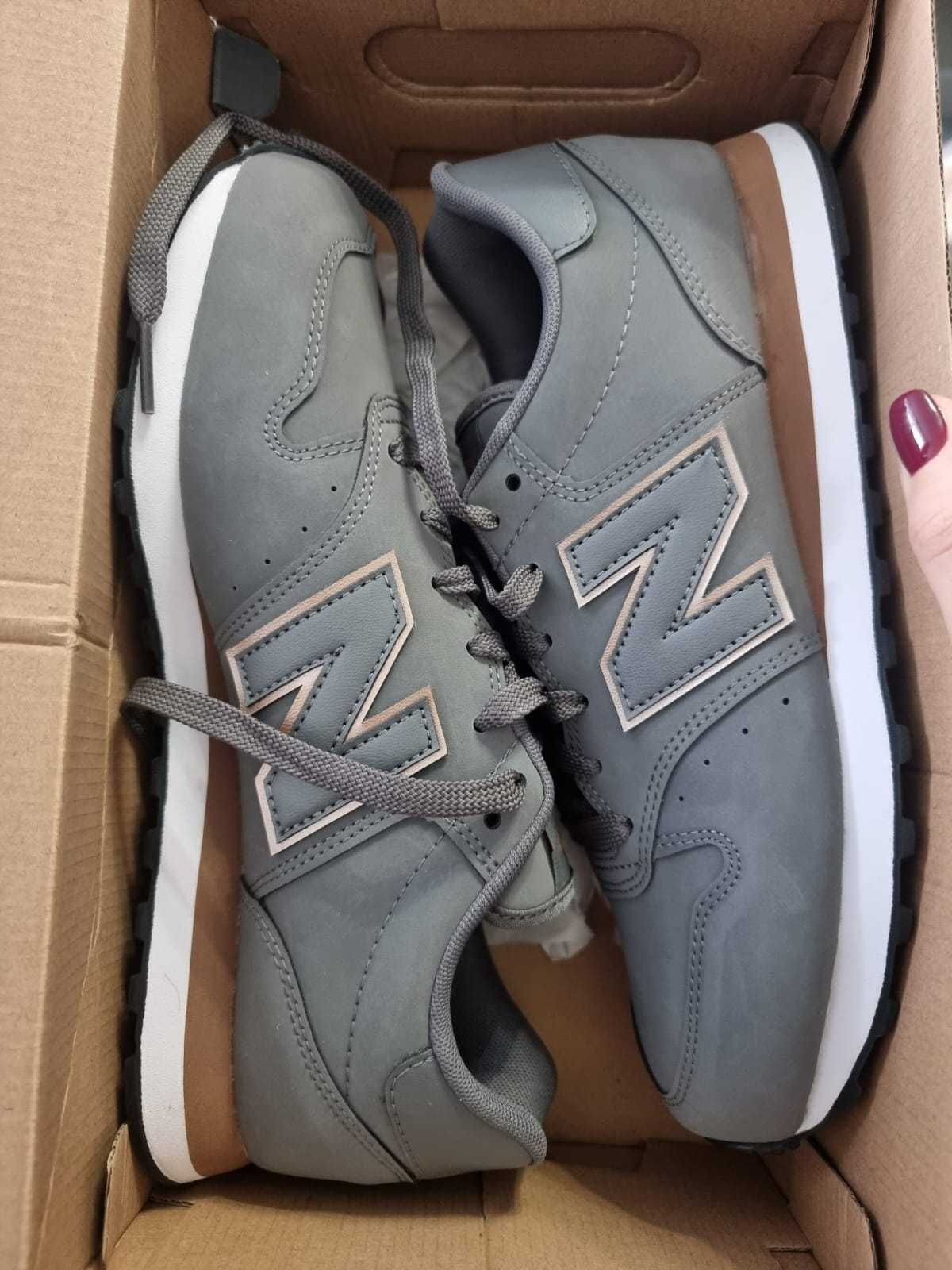 Кроссовки New Balance GW500