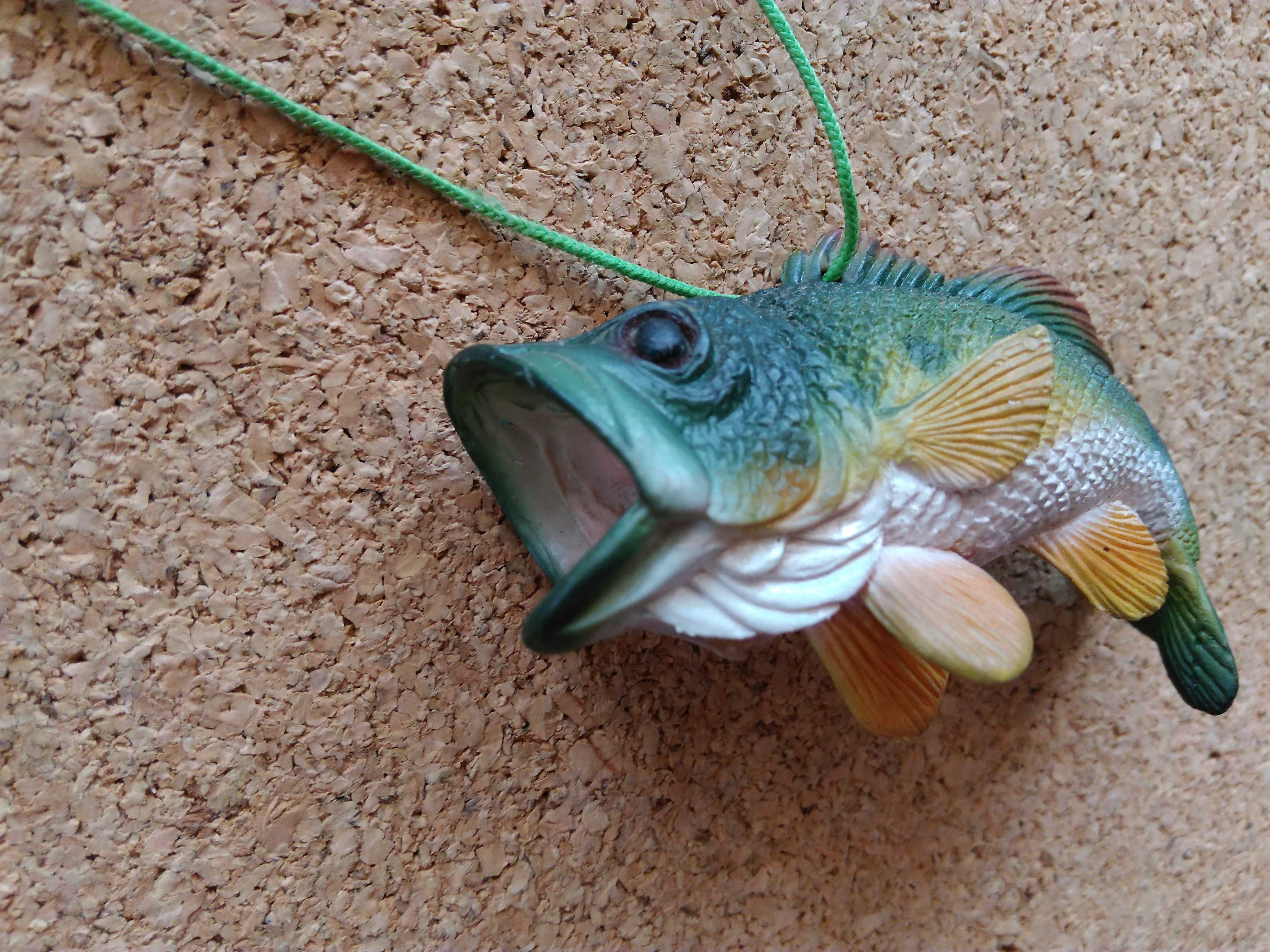 Сувенир -  риба бас (Largemouth Bass)