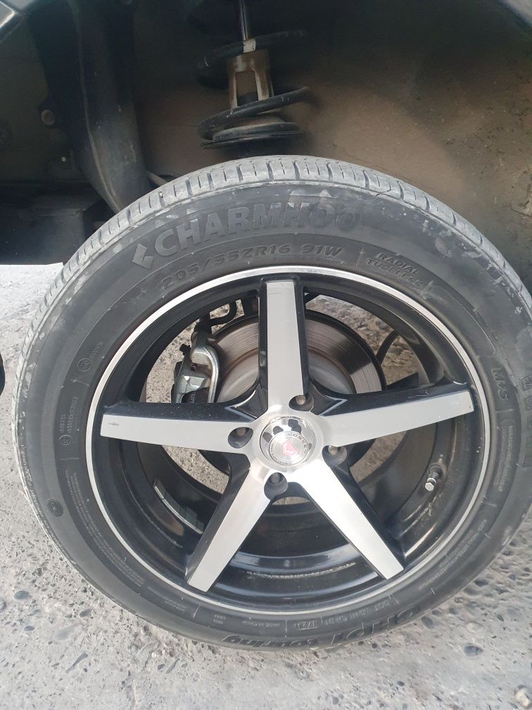 Vossen 205 55 R16