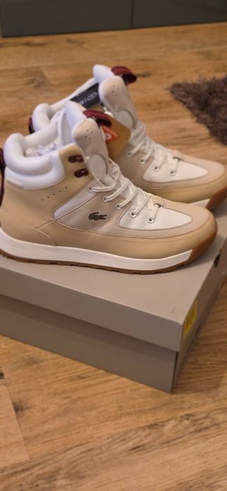 Vând ghete imblanite Lacoste