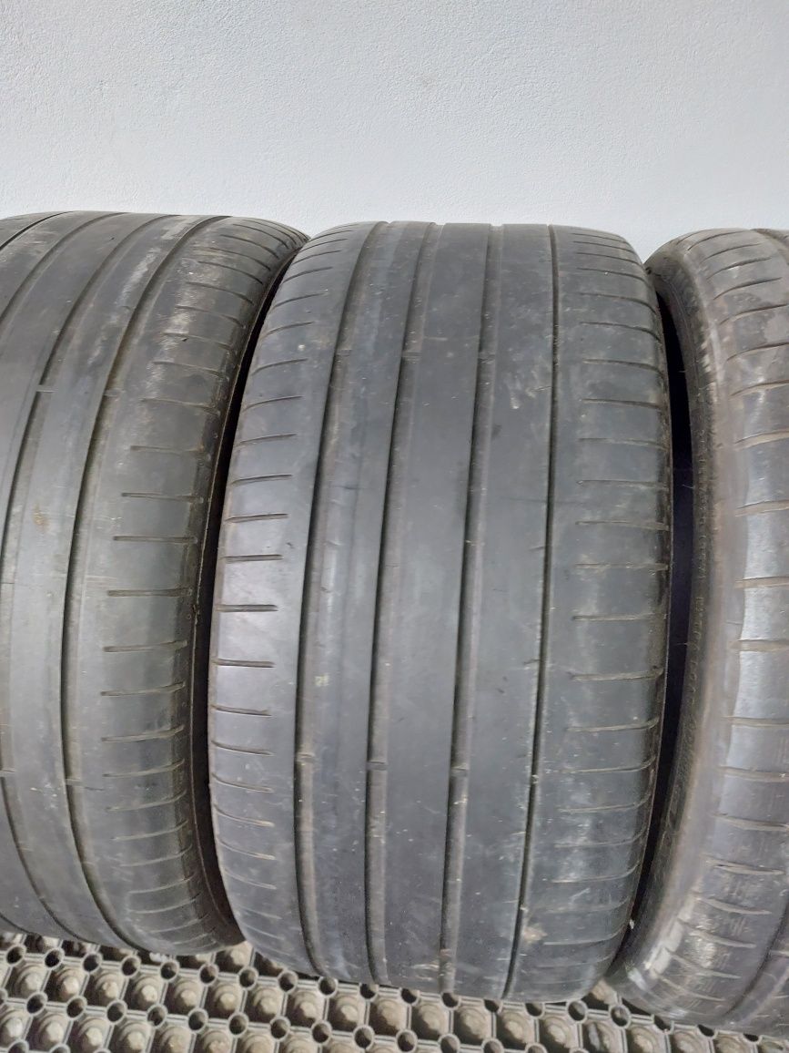 o anvelopa vara /doua anvelope 245 35 20 / 275 30 20 michelin pirelli