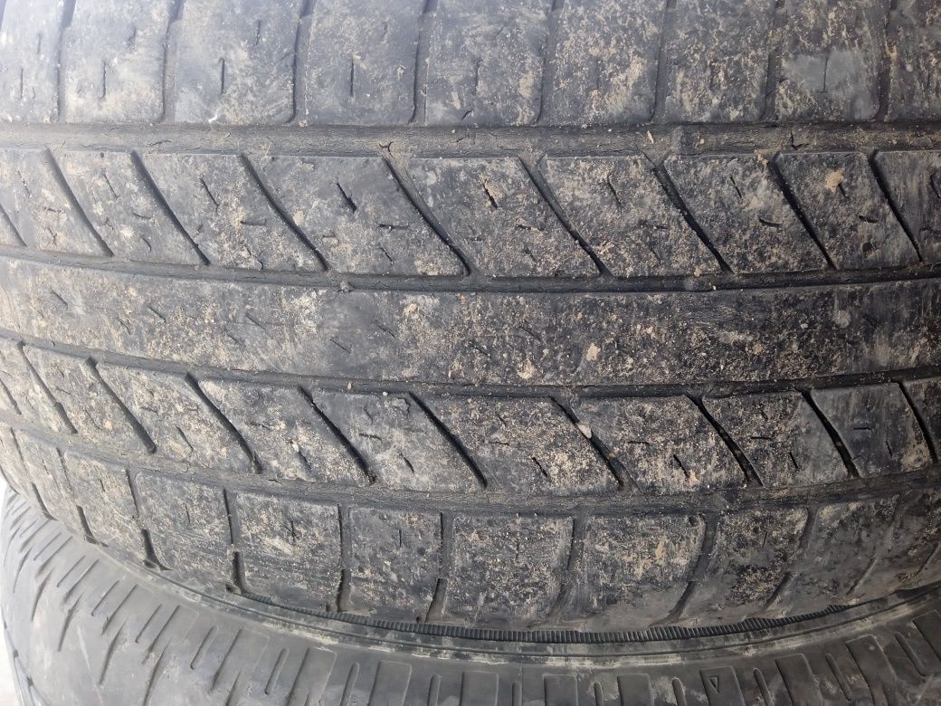 Продам покрышки 265/65R17