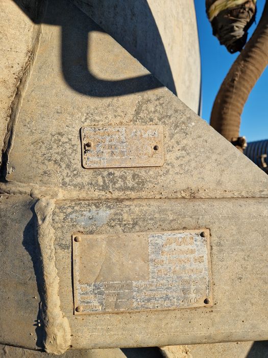 De vanzare  vidanja PVM  4.500 litri