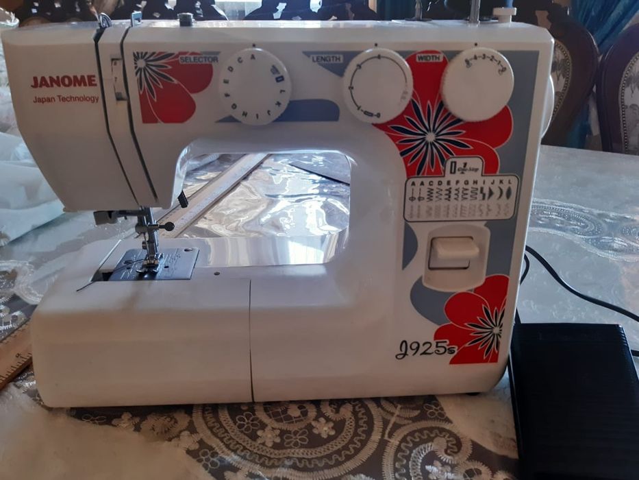 Швейные машина .