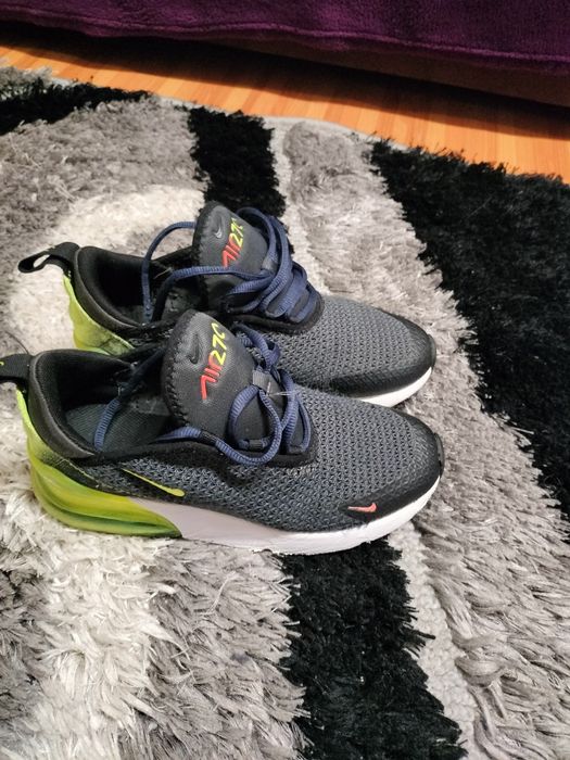 Vând adidași NIKE AIR 27C original