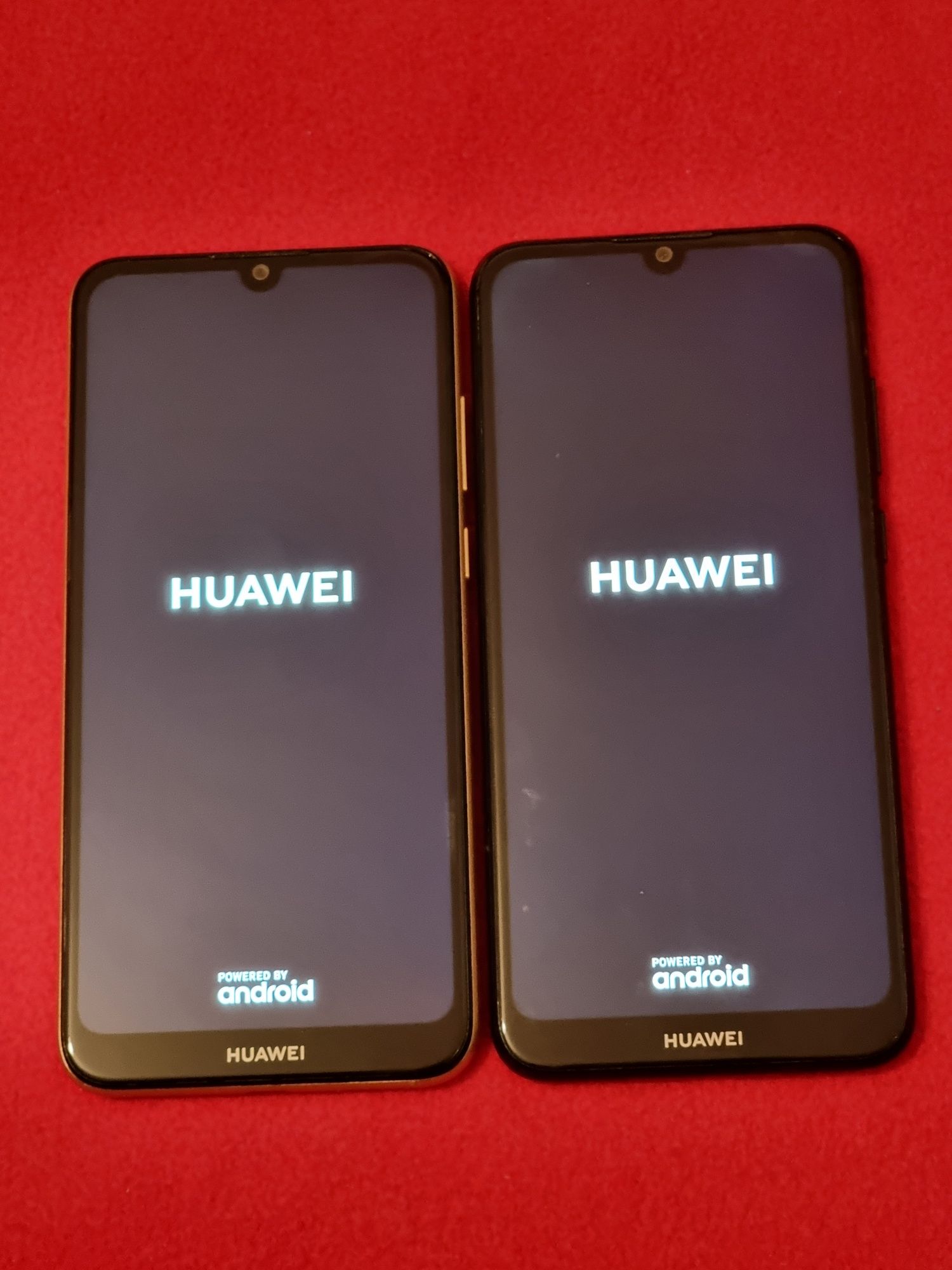 Huawei Y6 Gold Si Negru 32Gb, Liber de rețea. Pret 370 bucata.