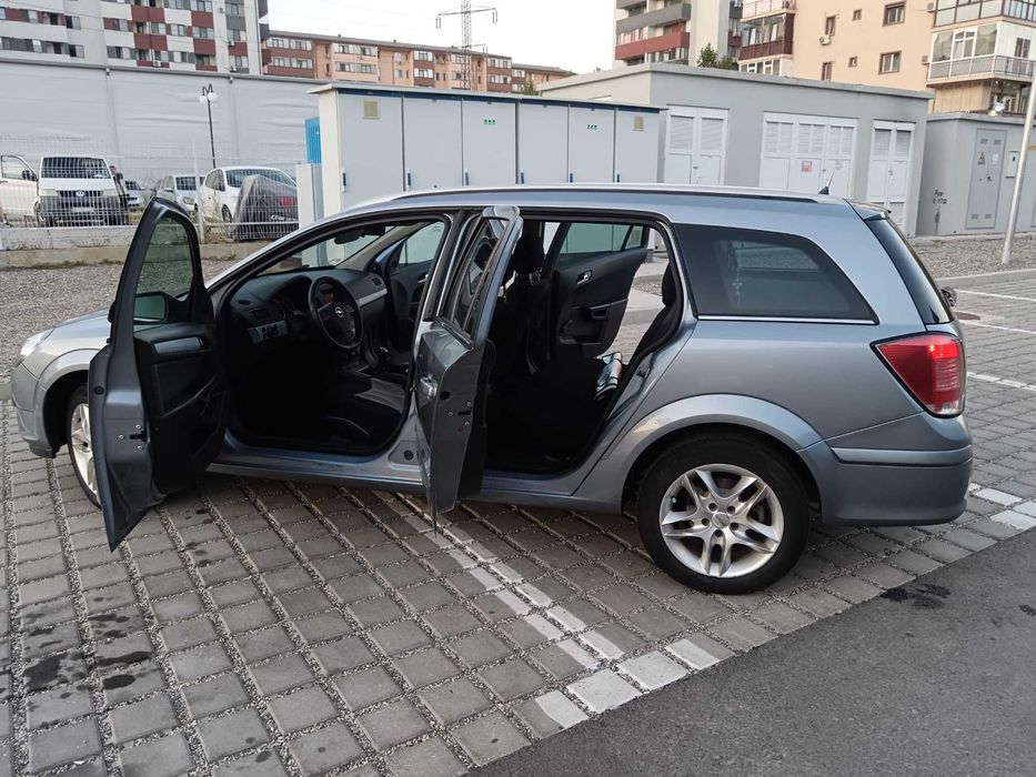 Vând Opel Astra H, 2006, benzină 1.6 Twinport, 105 CP, Z16XEP