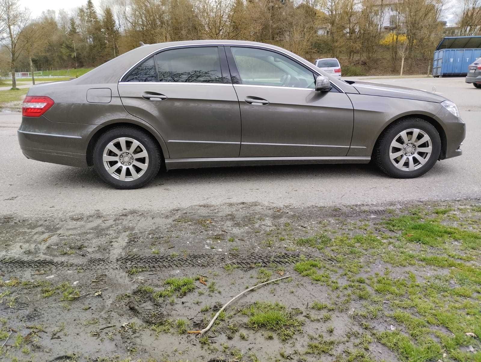 Mercedes-Benz E200 2012 185.000km