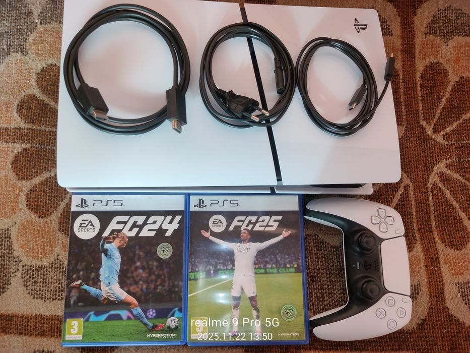 Продавам Ps5 Slim