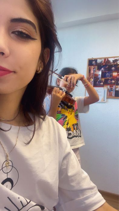 Profesor vioara, pian si teoria muzicii- testare gratuita