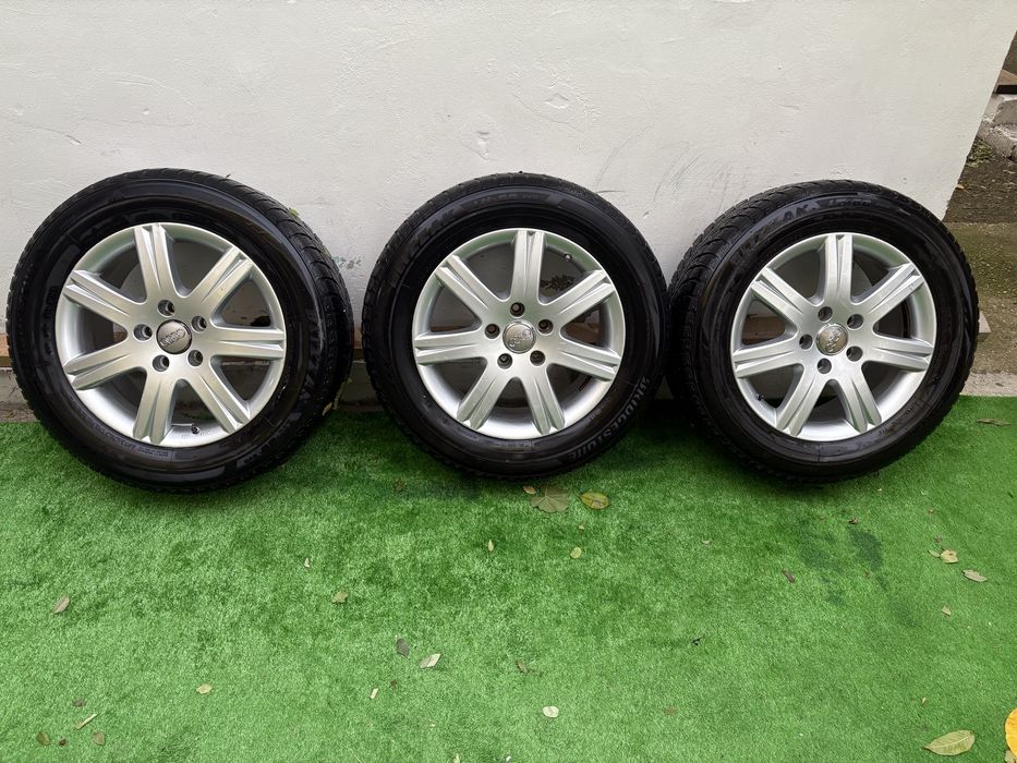 Vand anvelope iarna r18 q7