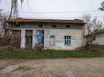 Двуетажна тухлена къща в село Миндя