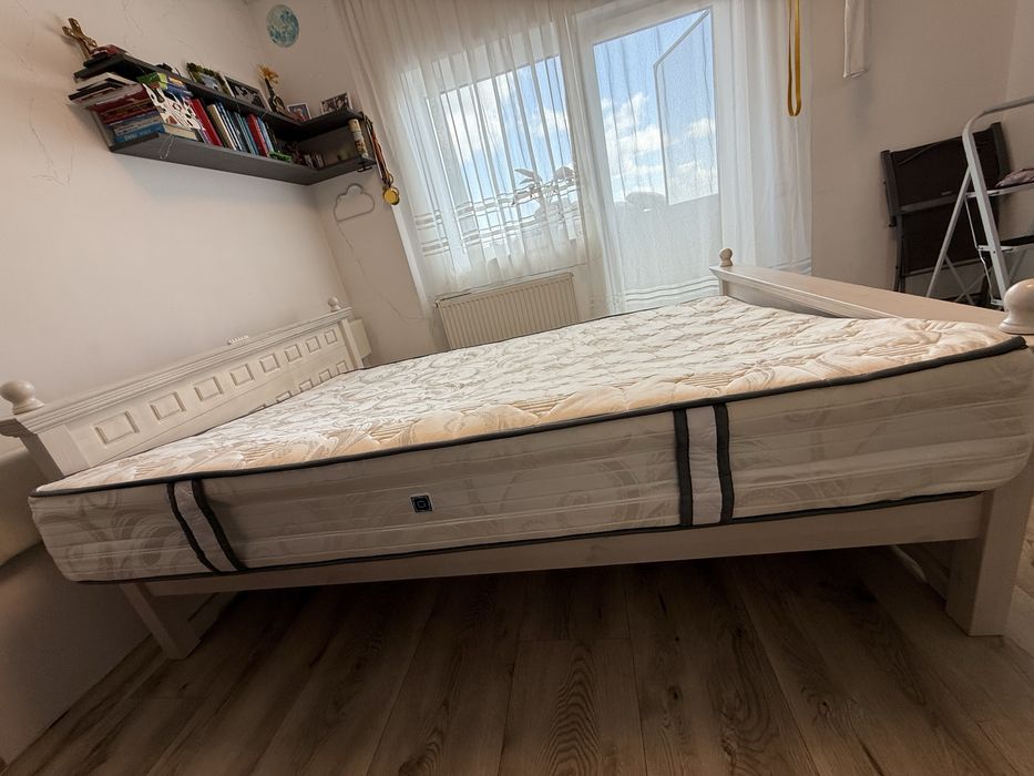 Vand pat din lemn masiv 160x200