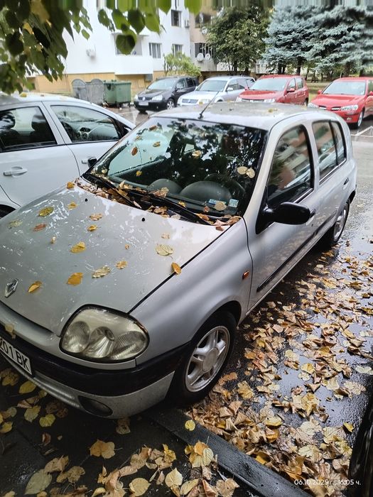Рено клио 1.2 бензин на Части - 2000 г.