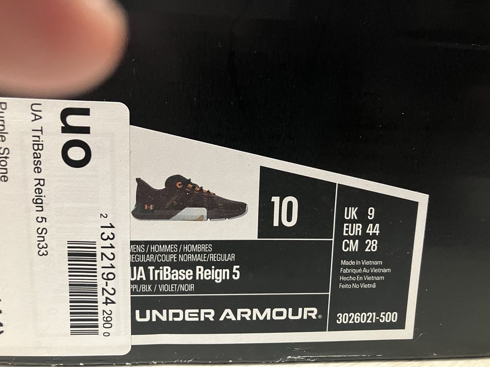 Under Armour UA Tribase Reign 5