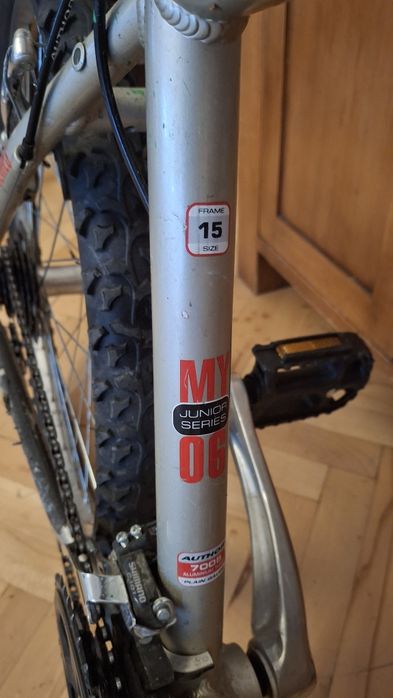 Продава детско колело 15