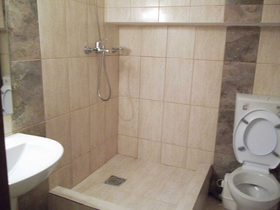 Dau in chirie 2 camere ultracentral ,clinicilor