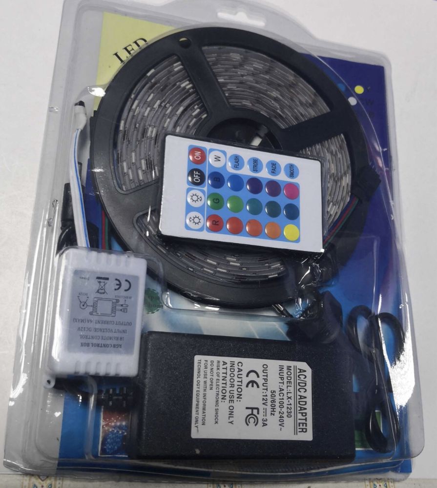 Kit banda led SMD RGB 5 metri 5050 multicolor Alb telecomanda exterior