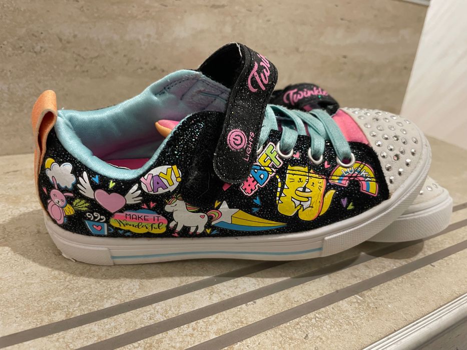 Сникерси Skechers