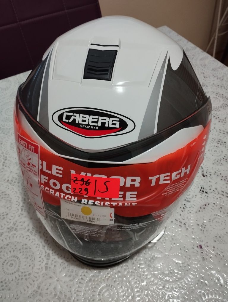 Продавам каска CABERG HYPER