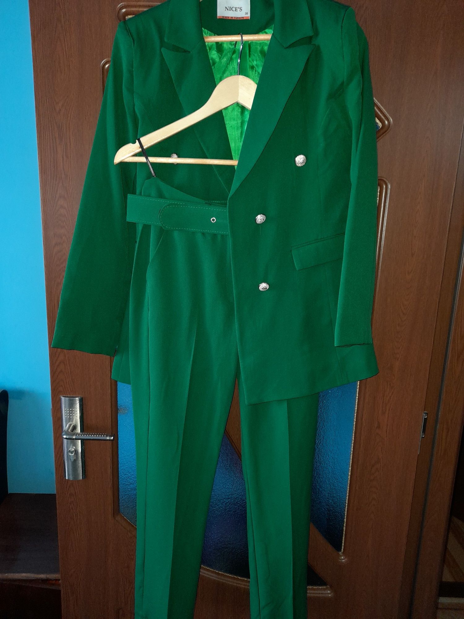 Vand costum/compleu dama verde