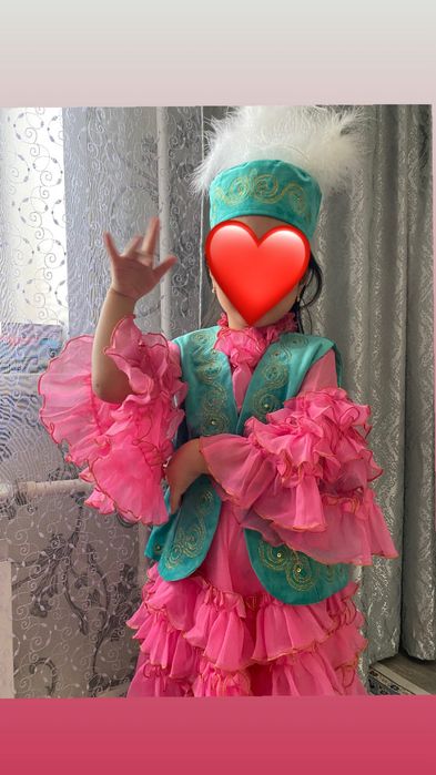 Продам казахский костьюм на 3-4 года