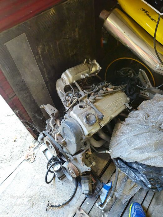 Мицубиши каризма/ carisma /останали  части и гуми с джанти  195.65.15