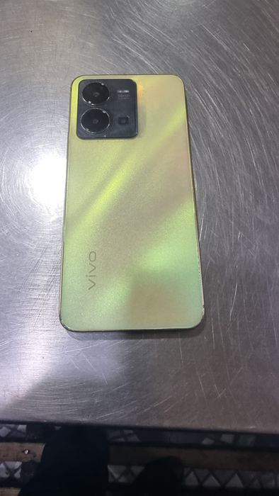 Vivo y35 sotiladi volatile yaxwi
