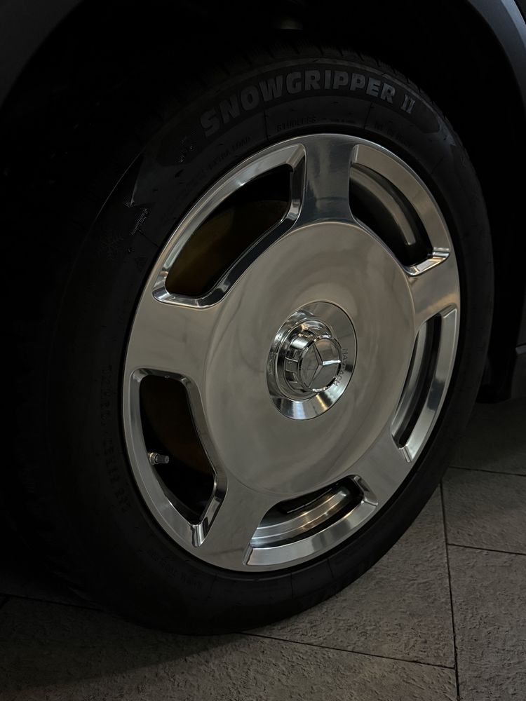Mercedes Benz Maybach R20 Диски с шинами