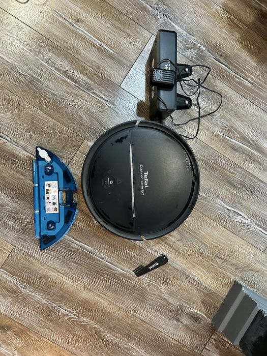 Tefal Xplorer 80 робот пылесос