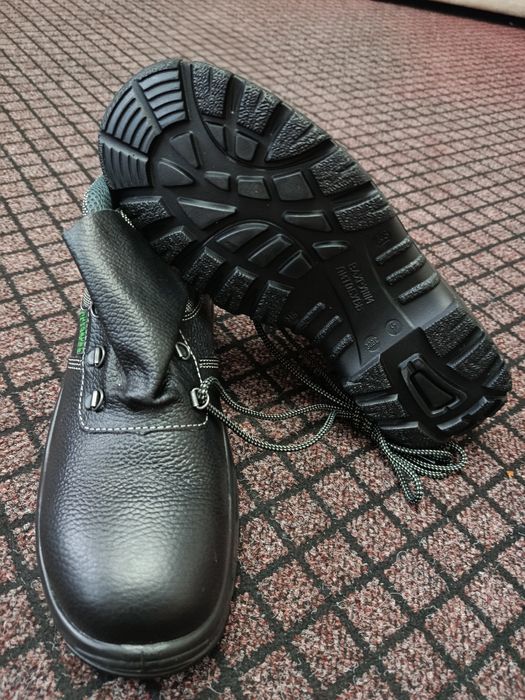 Продам спец одежду