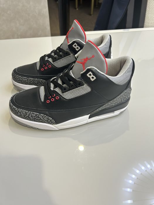 Jordan 3 black cement marimea 43