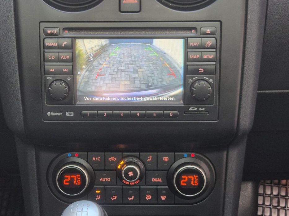Nissan Qashqai/1.5 diesel//Euro5//Navi,panoramic
