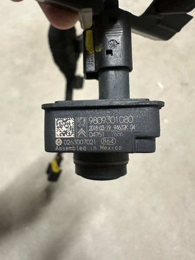 Camera marsarier Peugeot 308, 3008, 5008 Citroen C3, C5 cod 9809301080