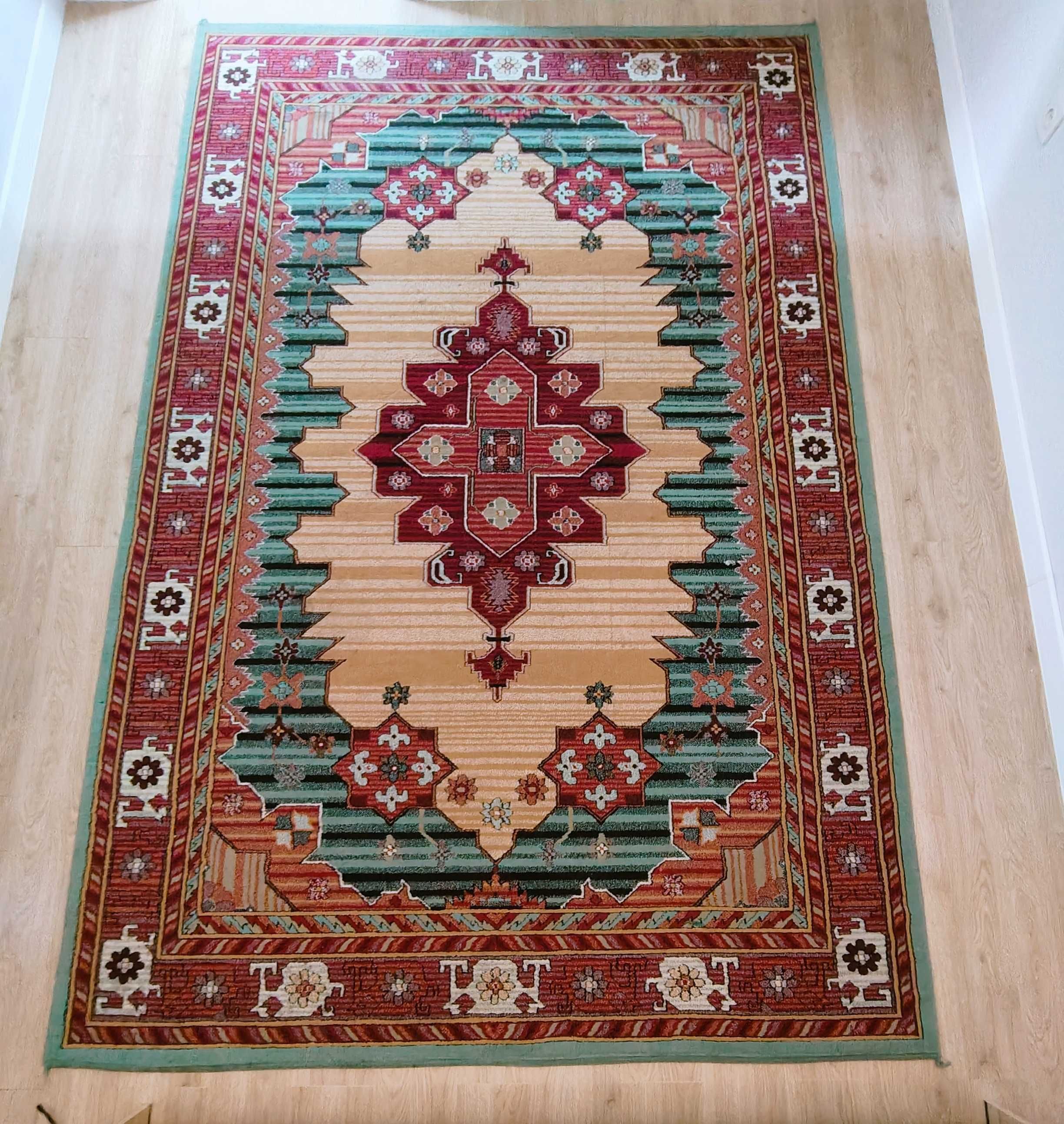 Ковер (2,5м×3,5м)