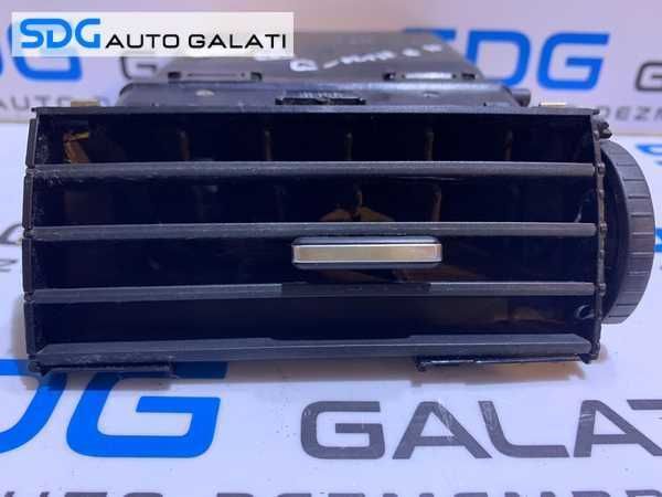 Gura Grila Aer Ventilatie Aerisire Bord Centru Stanga Ford Kuga 2008 - 2012 Cod 3M51-R014L21-AE 3M51R014L21AE