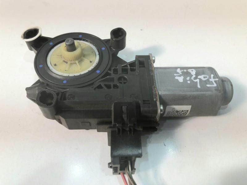 Motoras macara geam dreapta fata Skoda Fabia 2 facelift (2010-2014) 6R0959802P
