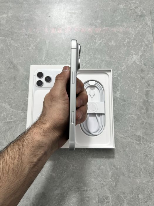 iPhone 17 Pro Max 256GB Silver