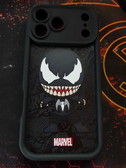 Husa Marvel Venom iPhone 17 Pro Max