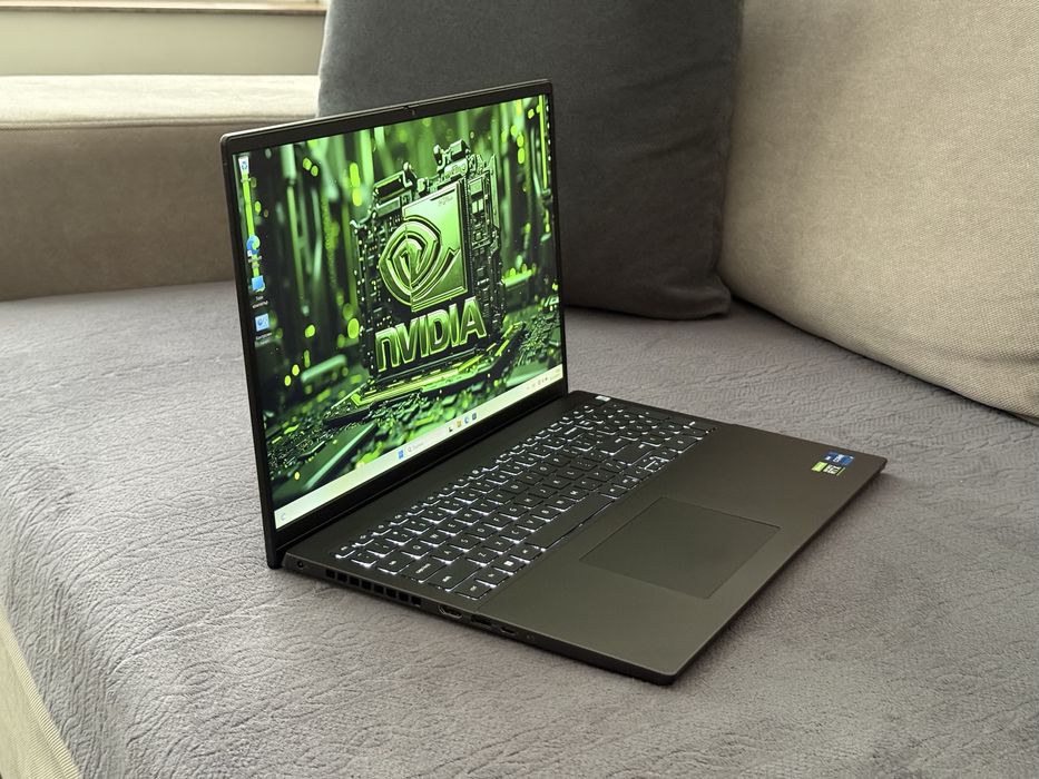 16’FHD+IPS/i7-12700H/RTX 3050/Dell Vostro 7620/16GB DDR5/512GB SSD