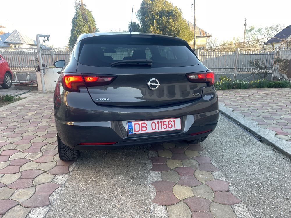 Opel Astra k euro 6 an 2016 functioneaza si arata perfect