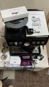 Aparat de cafea Sage - the Barista Express BES875