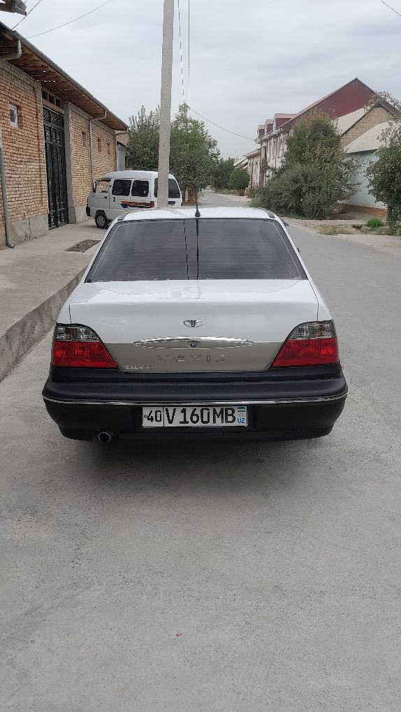 Moshina xolati yaxshi pul zarur naqtga sotiladi