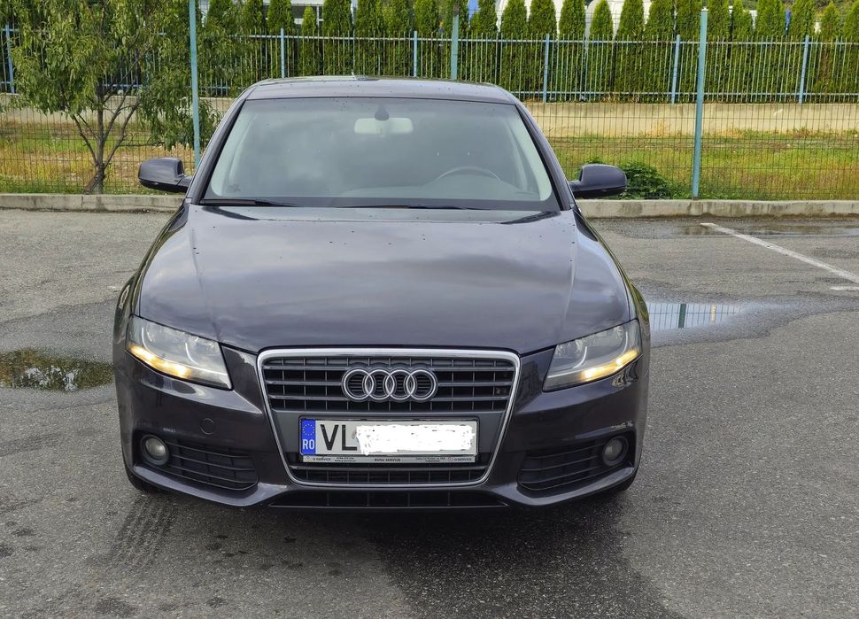 Audi A4 Audi A4 B8 • Stare tehnică și estetică foarte bună • Km reali