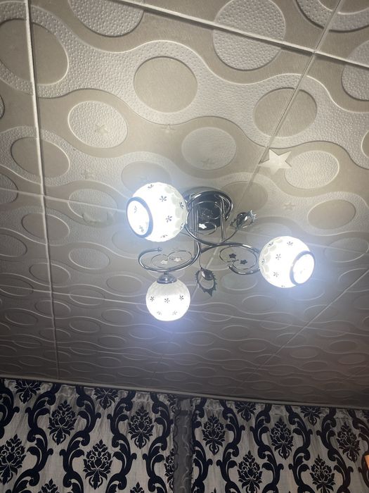 Vand lustra in stare buna